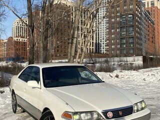 1996 Toyota Mark II VIII (X100), белый, 740000 рублей, вид 2