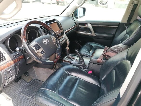 2011 Toyota Land Cruiser 200 Series, чёрный - вид 5
