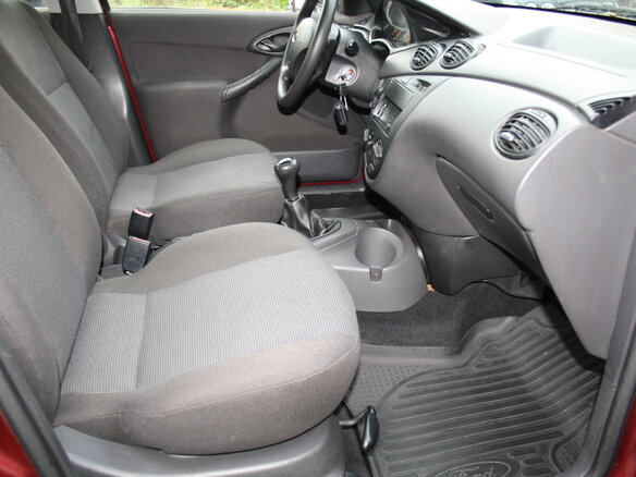 2003 Ford Focus I Рестайлинг, пурпурный - вид 23