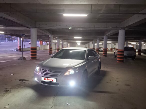 2006 Toyota Camry VI (XV40), серебристый, 900000 рублей - вид 1