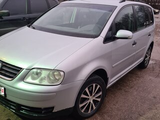 2006 Volkswagen Touran I Рестайлинг, серебристый, 550000 рублей, вид 2