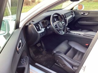 2018 Volvo XC60 II, белый, 2780000 рублей, вид 5