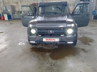 2018 Lada (ВАЗ) 2121 (4x4) Urban I Рестайлинг, серебристый, 850000 рублей, вид 2