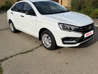2024 Lada (ВАЗ) Vesta I Рестайлинг (NG), белый, 1300000 рублей, вид 3