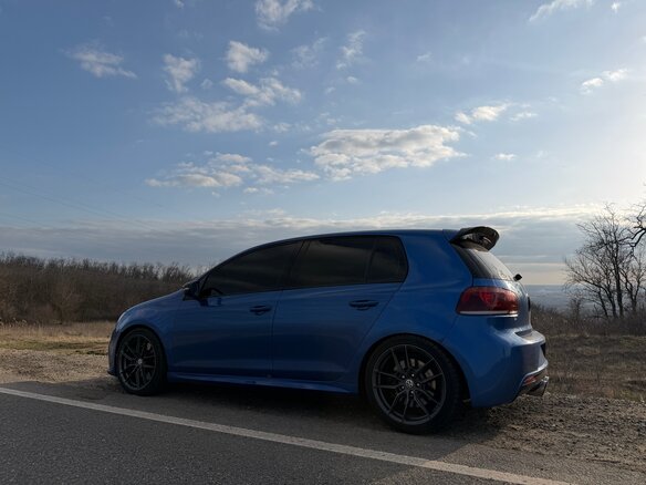 2012 Volkswagen Golf R VI, синий, 1570000 рублей - вид 9