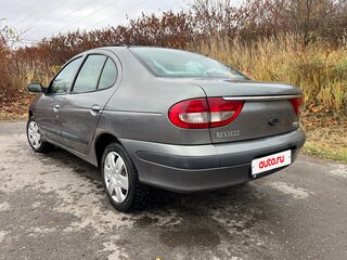 2003 Renault Megane I Рестайлинг, серебристый, 210500 рублей, вид 4