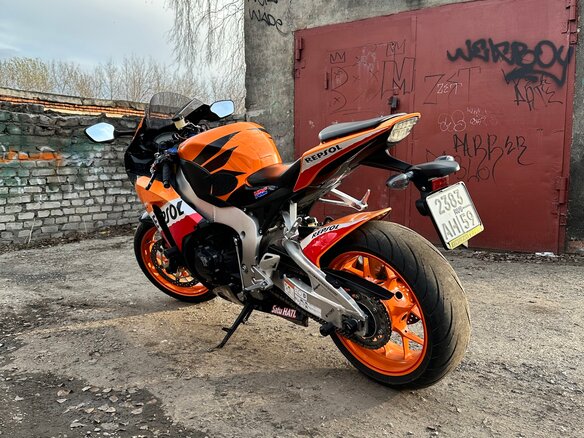 2013 Honda CBR 1000 RR/RA Fireblade, оранжевый, 950000 рублей - вид 17