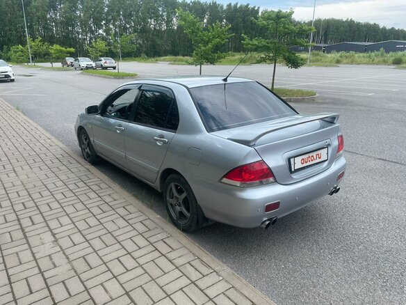 2007 Mitsubishi Lancer IX Рестайлинг, серебристый, 600000 рублей - вид 4