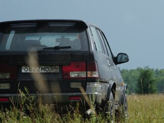 2001 SsangYong Musso I Рестайлинг, чёрный, 489000 рублей, вид 3