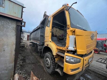 2021 FAW J6 CA3252, жёлтый, 416813 рублей, вид 2