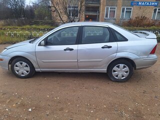 2001 Ford Focus I (North America), серебристый, 160000 рублей, вид 2