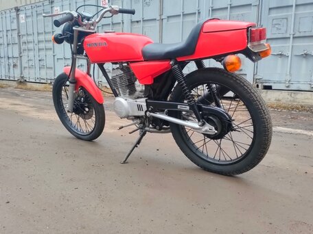 1971 Honda CB 100, красный, 130000 рублей, вид 3