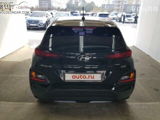 2023 Hyundai Kona I Рестайлинг, чёрный, 1299999 рублей, вид 4