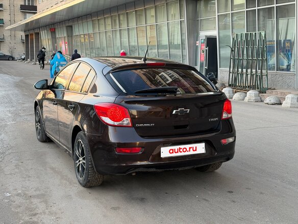 2015 Chevrolet Cruze I Рестайлинг, коричневый, 629000 рублей - вид 7