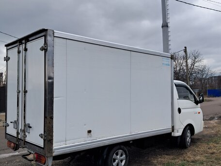2013 Hyundai Porter II, белый, 1600000 рублей, вид 2