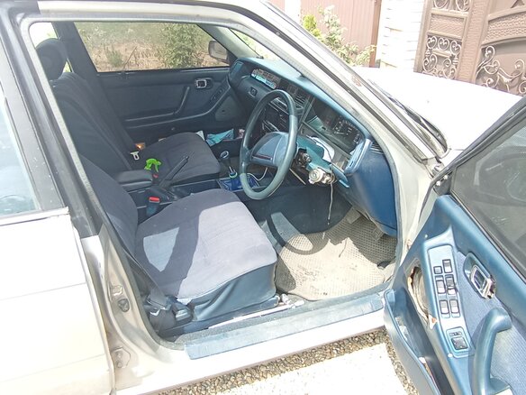 1993 Toyota Crown IX (S140), серебристый, 360000 рублей - вид 5
