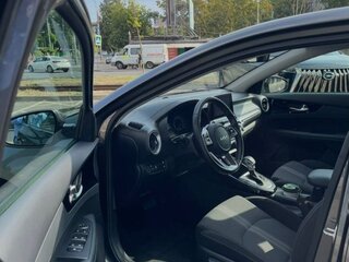 2022 Kia Cerato IV Рестайлинг, серый, 2600000 рублей, вид 5