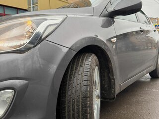 2014 Hyundai Solaris I Рестайлинг, серый, 650000 рублей, вид 5