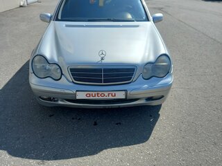 2002 Mercedes-Benz C-Класс 180 II (W203), серебристый, 580000 рублей, вид 2