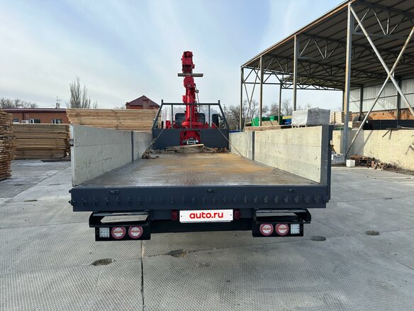 2018 Isuzu Forward (F-Series), белый, 6150000 рублей - вид 4