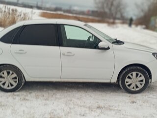 2022 Lada (ВАЗ) Granta I Рестайлинг, белый, 650000 рублей, вид 4