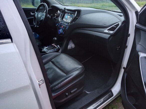 2015 Hyundai Santa Fe III Рестайлинг, белый, 2250000 рублей - вид 3