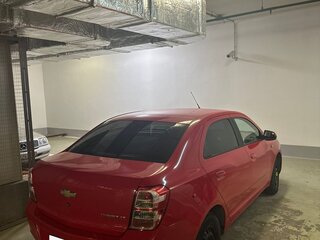 2013 Chevrolet Cobalt II, красный, 700000 рублей, вид 4