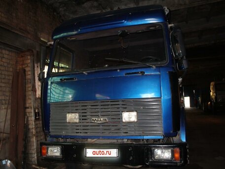 1999 МАЗ 64220, синий, 650000 рублей, вид 1