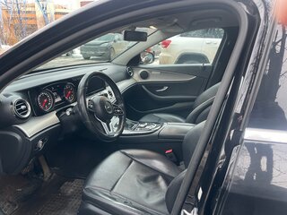 2018 Mercedes-Benz E-Класс 200 V (W213, S213, C238), чёрный, 1700000 рублей, вид 4