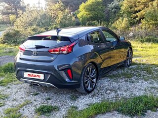 2019 Hyundai Veloster II, серый, 2500000 рублей, вид 3