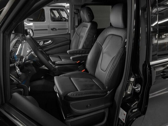 2026 Mercedes-Benz V-Класс Extra Long 300 d экстра длинный III (W447) Рестайлинг 2, чёрный, 18446400 рублей - вид 11