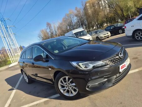 2020 Opel Astra K Рестайлинг, чёрный, 1850000 рублей, вид 1