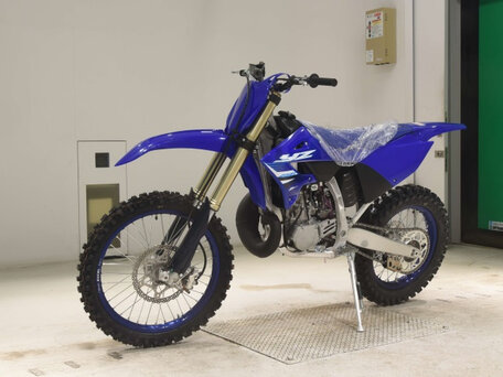 2025 Yamaha YZ250, синий, 900000 рублей, вид 4