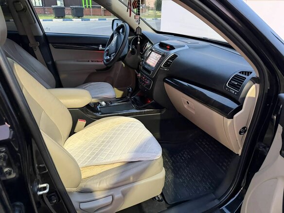 2013 Kia Sorento II Рестайлинг, чёрный, 1460000 рублей - вид 8