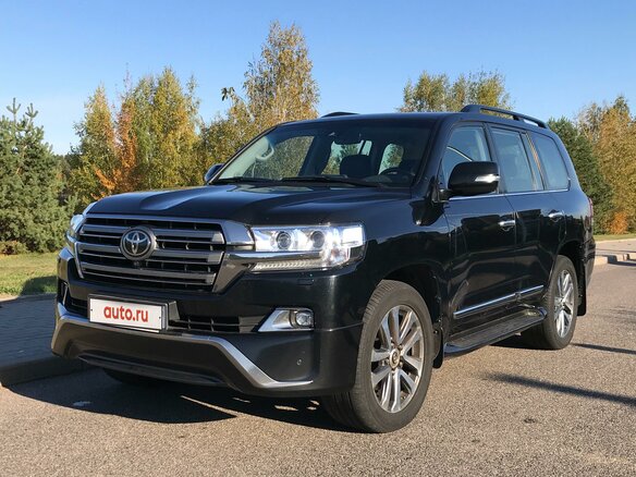 2016 Toyota Land Cruiser 200 Series Рестайлинг 2, чёрный, 5715000 рублей