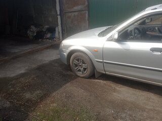 2000 Mazda 323 VI (BJ), серебристый, 350000 рублей, вид 3