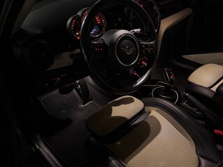 2021 Mini Hatch Cooper III (F55/F56) Рестайлинг 2, серый, 2490000 рублей, вид 5
