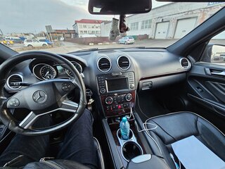 2011 Mercedes-Benz M-Класс 350 II (W164) Рестайлинг, чёрный, 1500000 рублей, вид 5