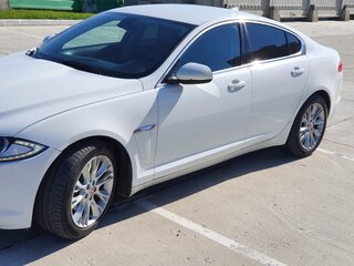 2014 Jaguar XF I Рестайлинг, белый, 1666666 рублей, вид 4