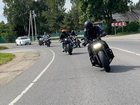 2021 Harley-Davidson Sportster S, чёрный, 1700000 рублей, вид 5
