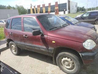 2004 Chevrolet Niva I, красный, 220000 рублей, вид 1