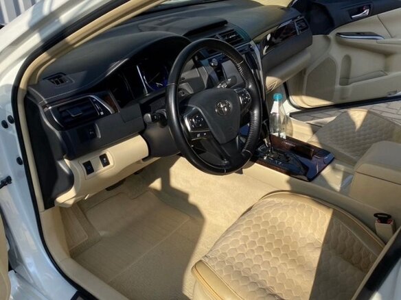 2014 Toyota Camry VII (XV50) Рестайлинг, белый, 2150000 рублей - вид 9