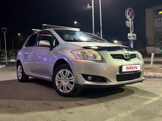 2007 Toyota Auris I, серебристый, 650000 рублей, вид 1