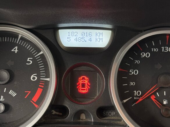 2007 Renault Megane II Рестайлинг, серый, 630000 рублей - вид 11