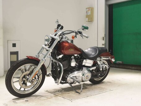 2009 Harley-Davidson Dyna Low Rider, красный, 647000 рублей, вид 4