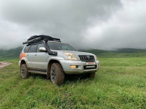 2005 Toyota Land Cruiser Prado 120 Series, серебристый, 2000000 рублей