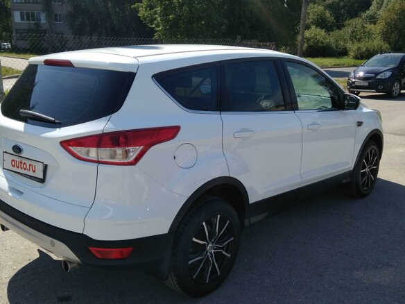 2016 Ford Kuga II, белый - вид 4