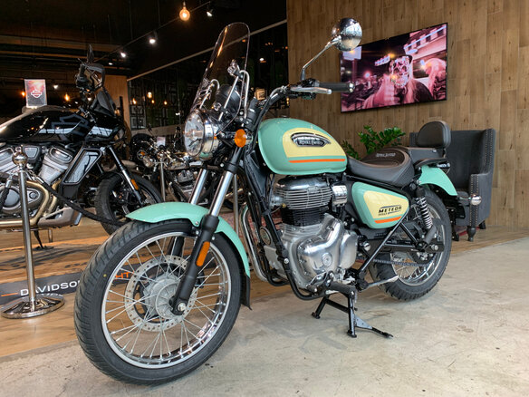 2025 Royal Enfield Meteor, зелёный, 519000 рублей - вид 13