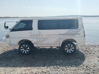1990 Mitsubishi Delica III, белый, 599999 рублей, вид 5