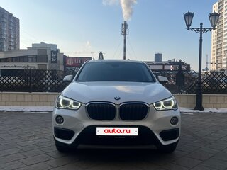 2017 BMW X1 20i xDrive II (F48), белый, 2550000 рублей, вид 3